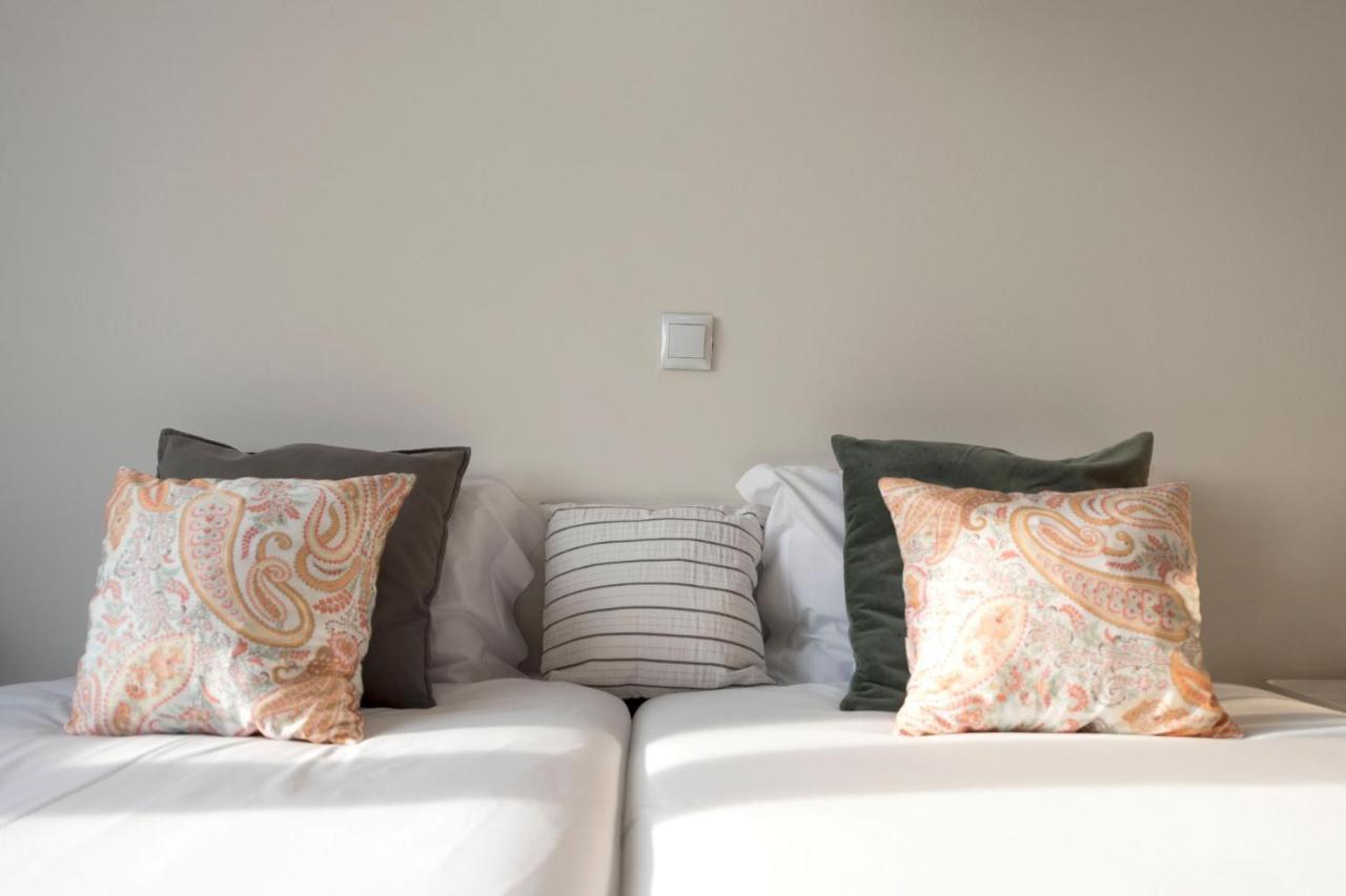 Lovelystay - 1Br Flat With Stunning Views Over Porto Vila Nova de Gaia Exteriör bild