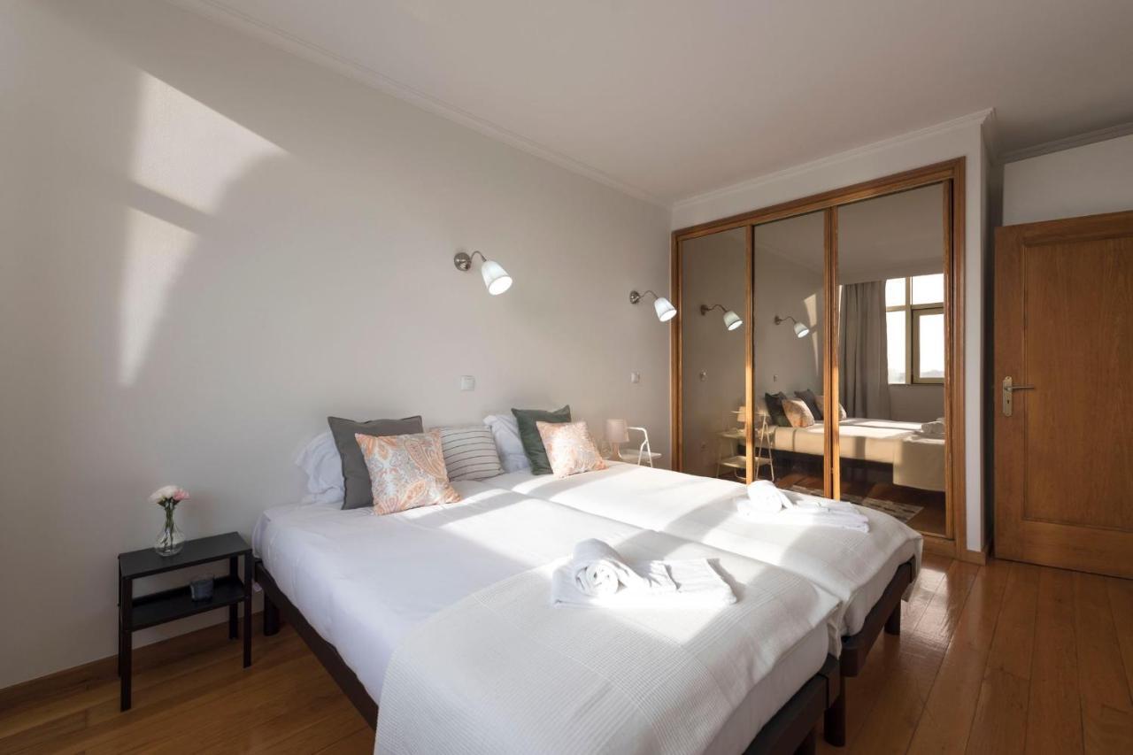 Lovelystay - 1Br Flat With Stunning Views Over Porto Vila Nova de Gaia Exteriör bild